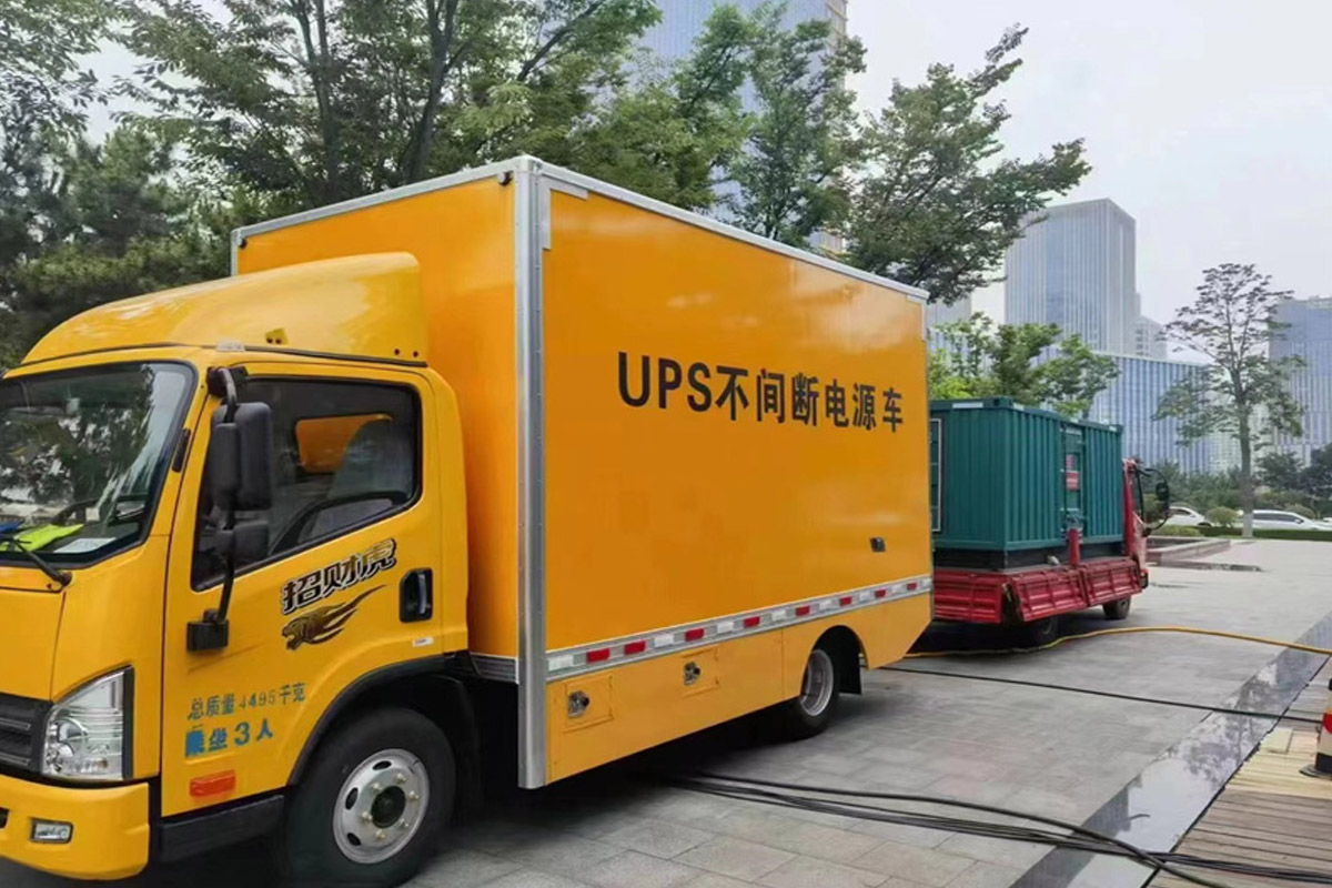 邕宁发电机租赁施工现场