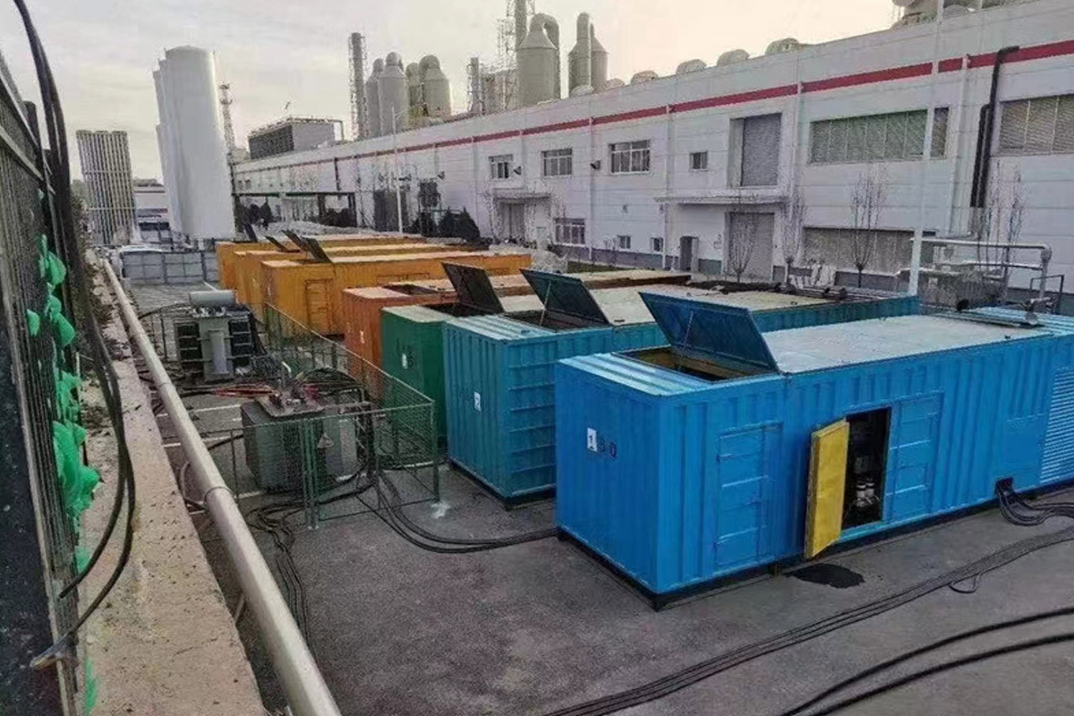 邕宁发电机租赁施工现场